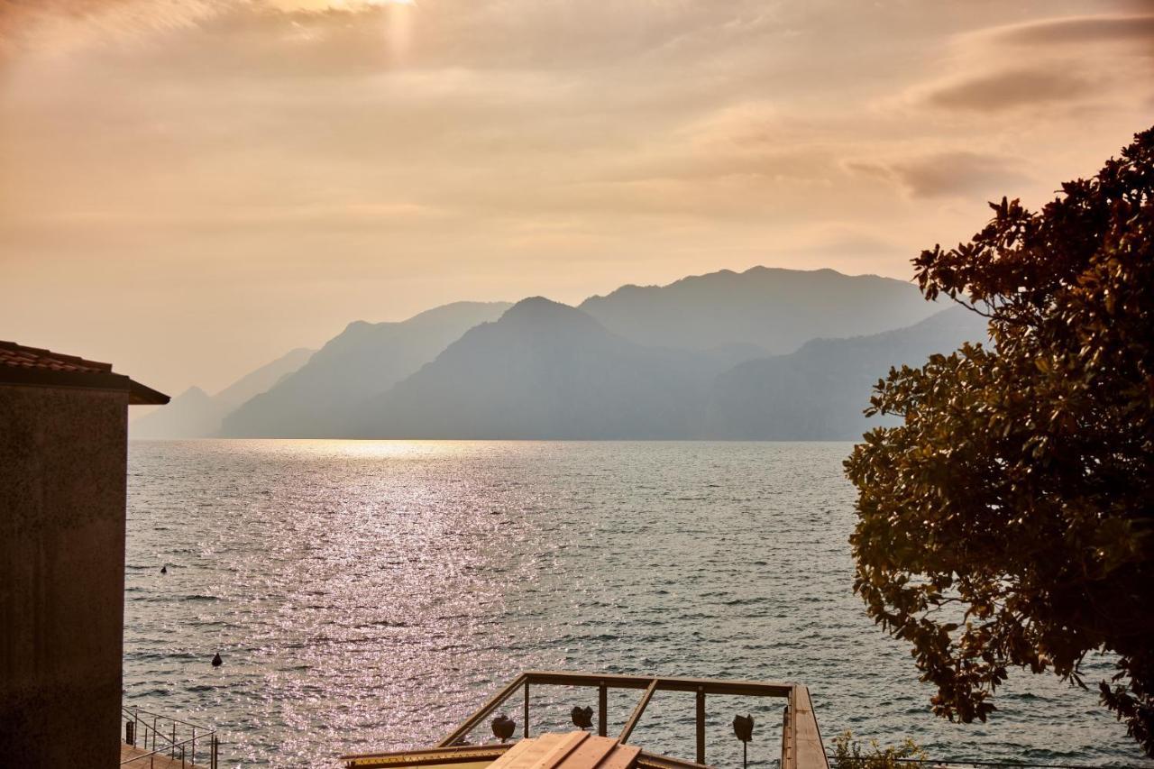 Lake Front Casa Christina Мальчезіне Екстер'єр фото